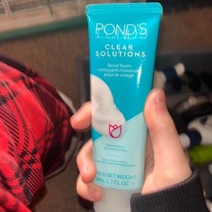 Ponds facial foam